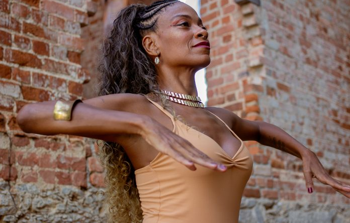 Espetáculo inédito em homenagem à bailarina Isaura de Assis estreia em maio, no Rio de Janeiro
