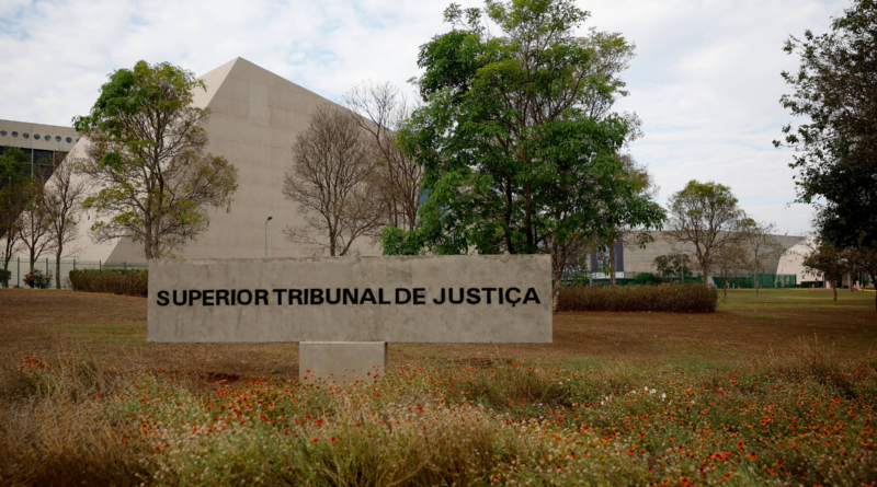 STJ refaz julgamento e rejeita recurso que afetaria investigações sobre 8/1 e PCC