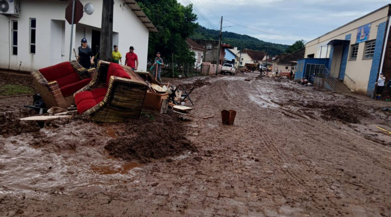 TCE do RS suspende prazos de processos de fiscalização em razão das enchentes